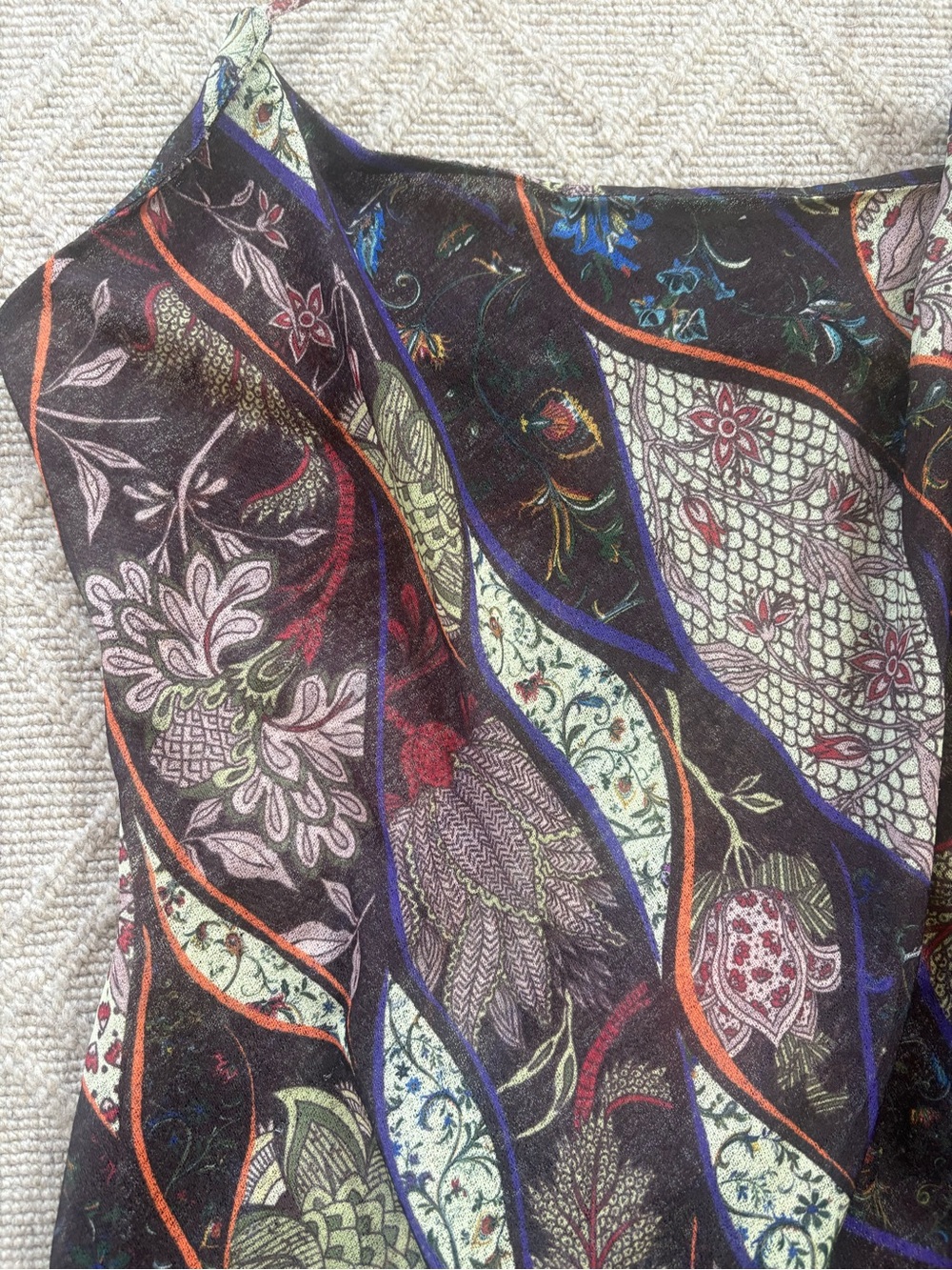 Gorgeous print backless halter dress from Siedres - Picture 2 of 2